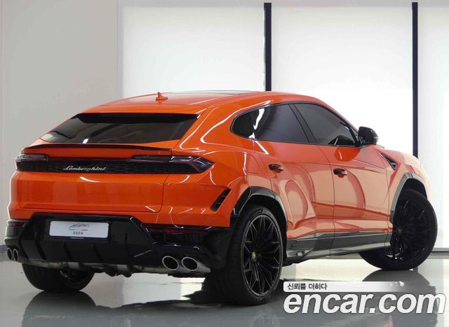 Lamborghini Urus из Кореи Encar