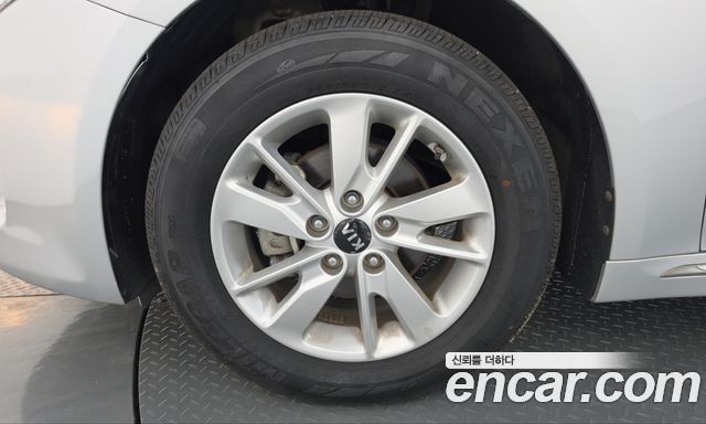 Kia K5 из Кореи Encar
